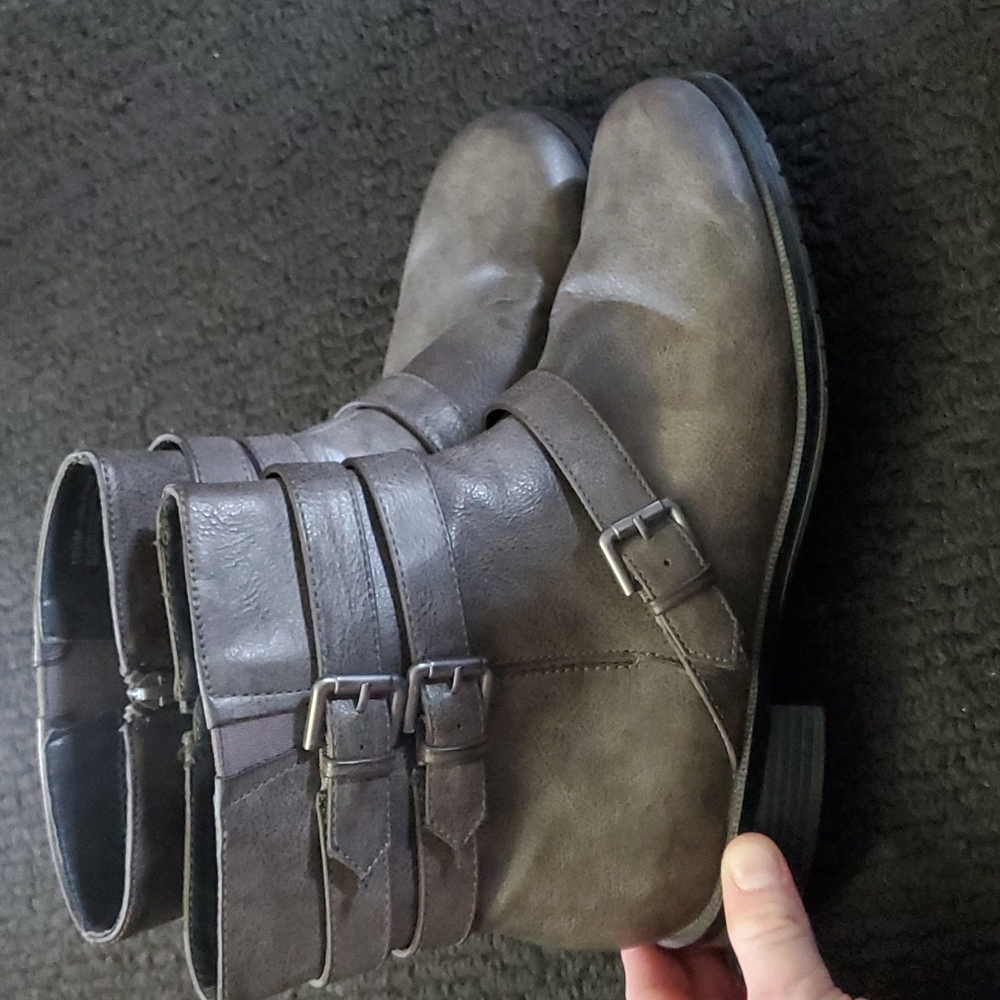 A2 booties 10 1/2